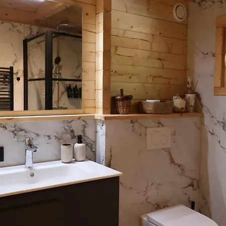 Holiday home Luxe Houten Wellness Boshuisje Met Yoga En - Sereno
